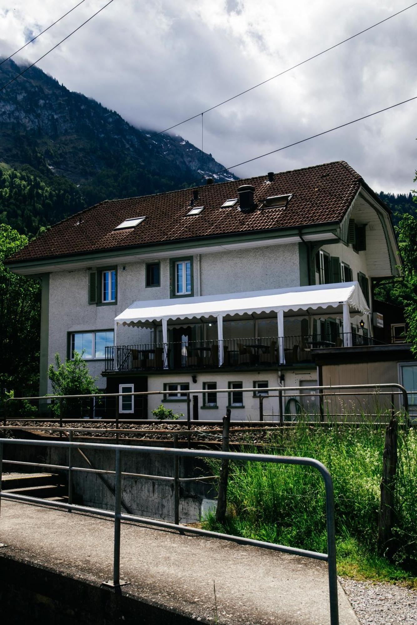 Appartement Au Bord Du Lac à Därligen Extérieur photo